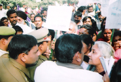 Medha Patkar at Mehdiganj Rally